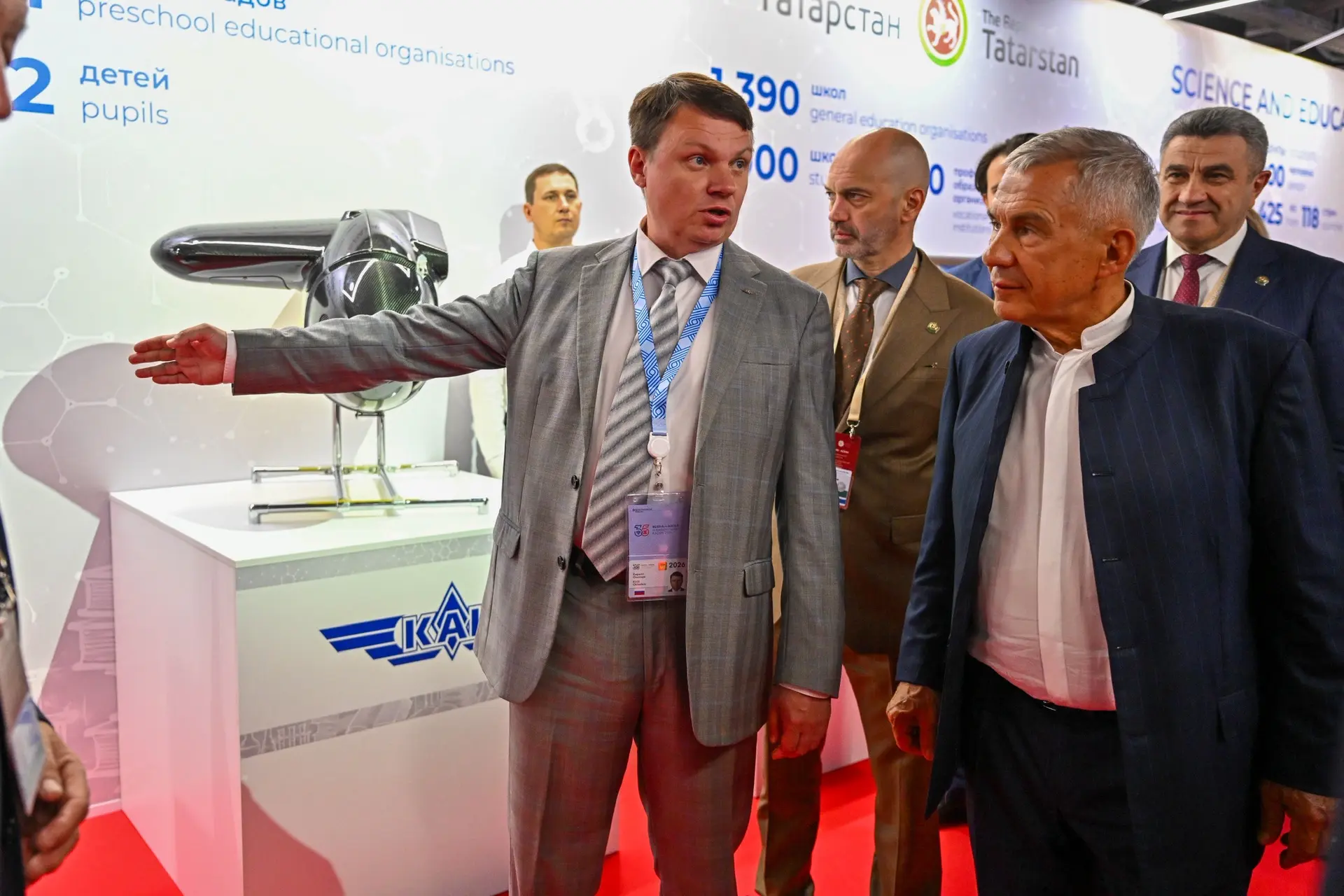 В Казани в рамках саммита «Россия – АСЕАН» открылась выставка «Сделано в Татарстане». КНИТУ-КАИ пред