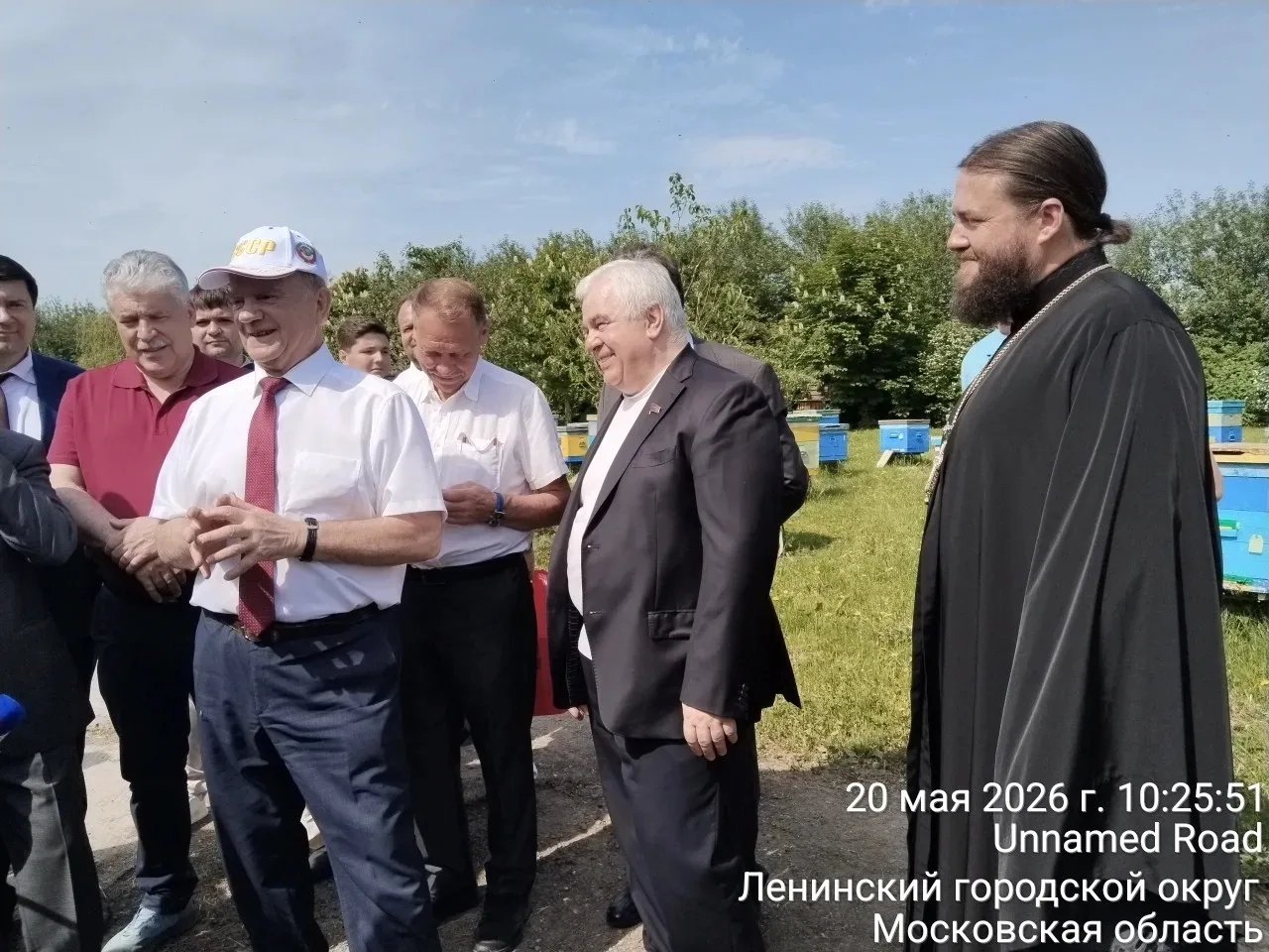 Сегодня в Совхозе имени Ленина председатель СППР Александр Иванович Кудашев вместе с Геннадием Андре