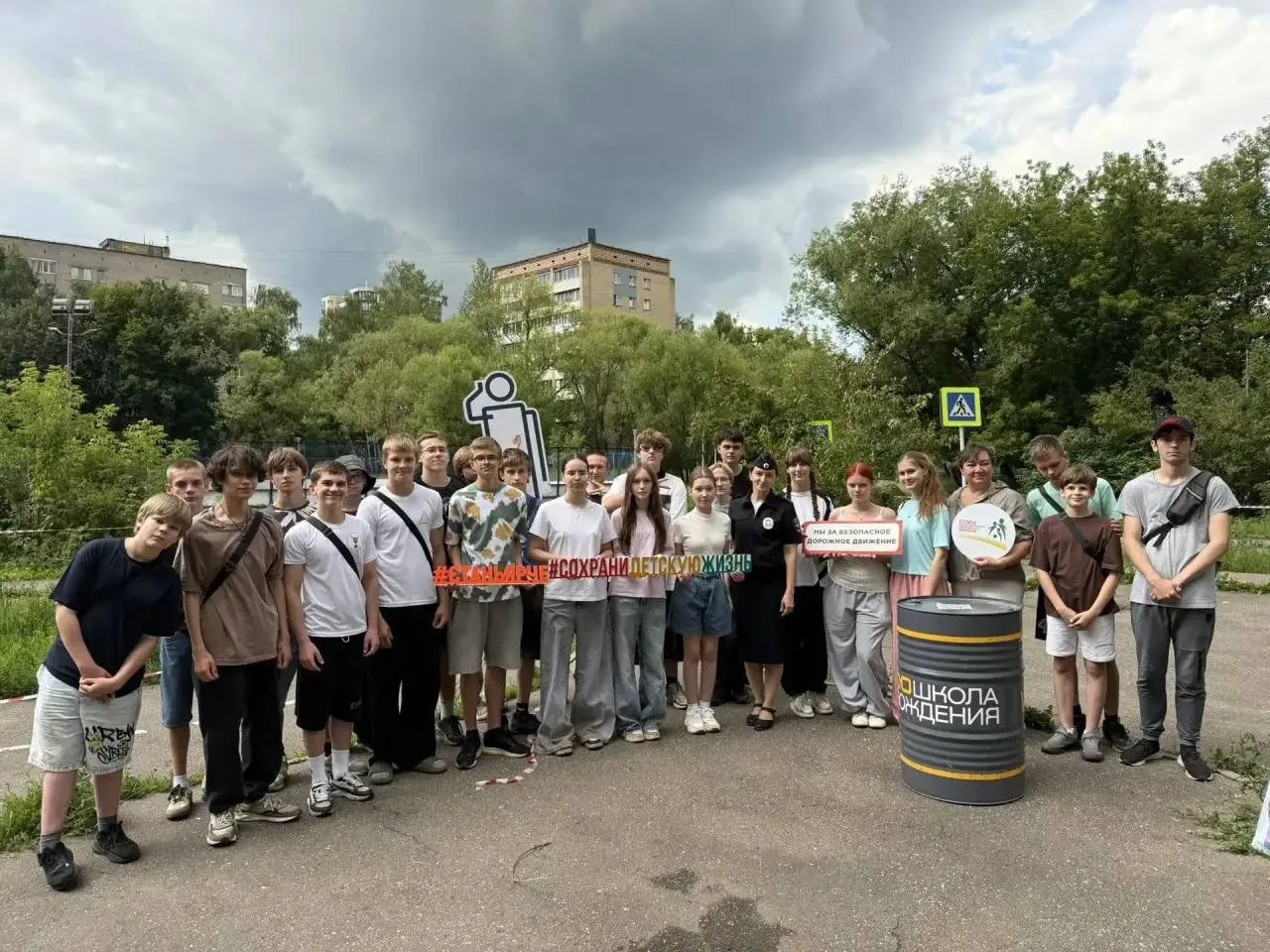 🛴В Пушкине подросткам напомнили правила безопасного управления СИМ.

📌Специалист РОО СБДД совместн