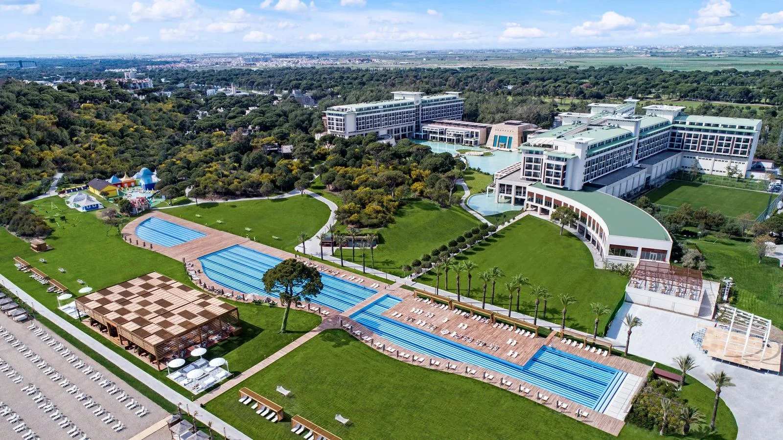 📌RIXOS PREMIUM BELEK (Турция, Белек)

До аэропорта - 35 км.

🎬Видео-обзор отеля

Великолепный отел