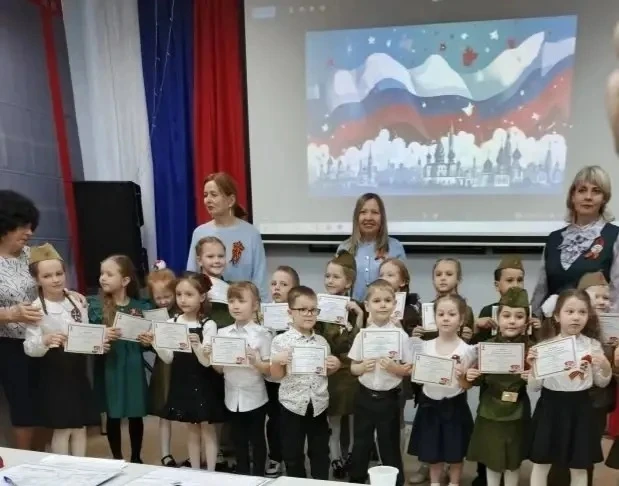 Софья Булавина  представила наш детский сад на городском конкурсе чтецов «Мы помним, мы гордимся!» с