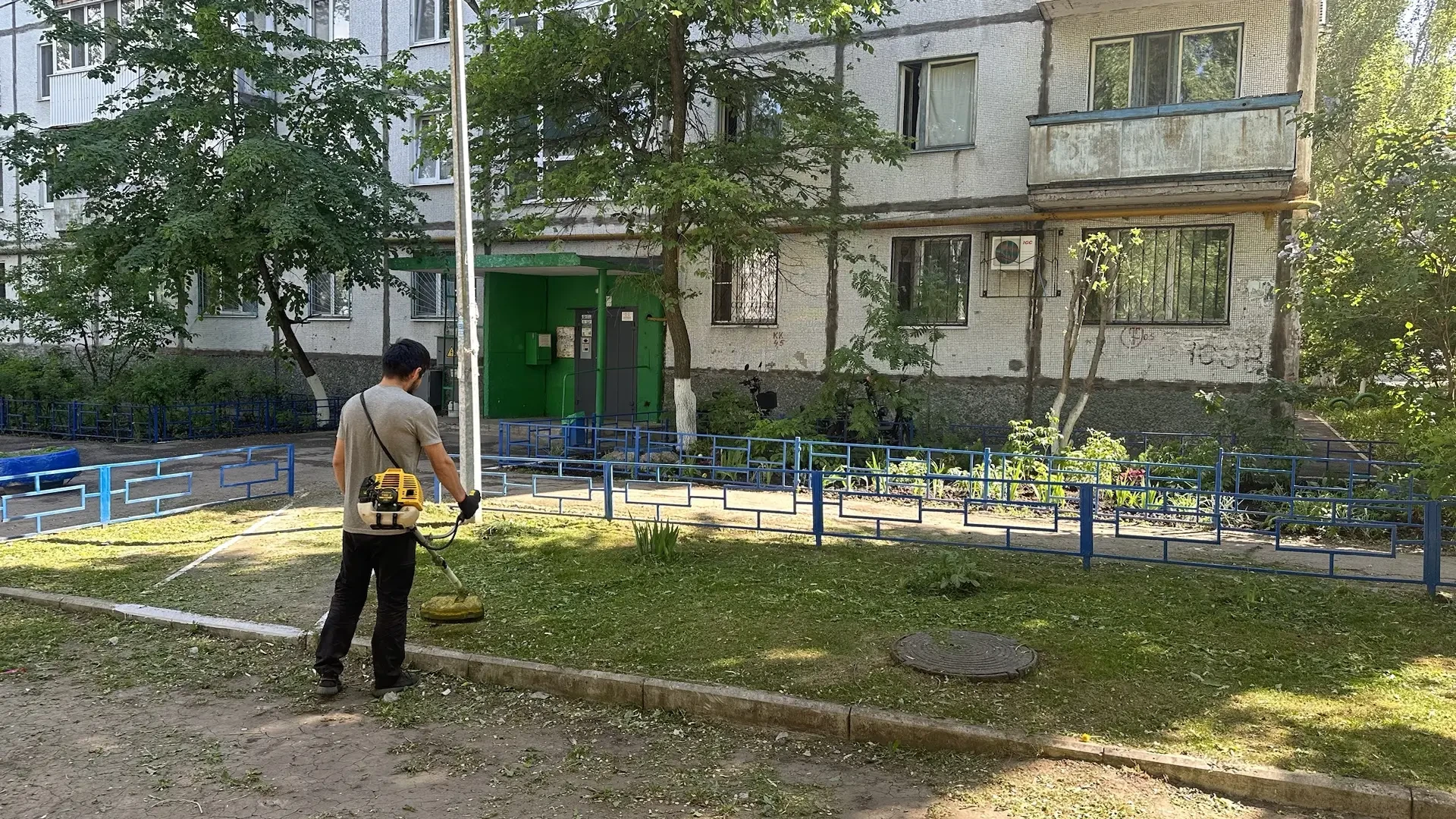 Отчёт по работам за рабочий  день 18.05.2026-19.05.2026 🏠 МКД по адресам:
-В рамках месячника по бл