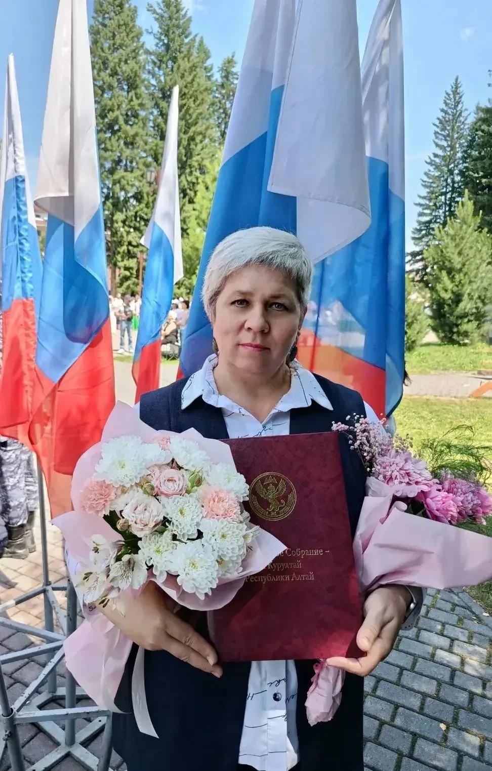 🎉 Поздравляем!
 
Учитель начальных классов МОУ «Чемальская СОШ» Наталия Владимировна Сафронова нагр