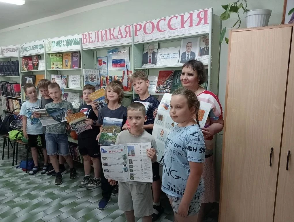 Литературное путешествие в мир слова и традиций
10 июня воспитанники летнего лагеря дневного пребыва
