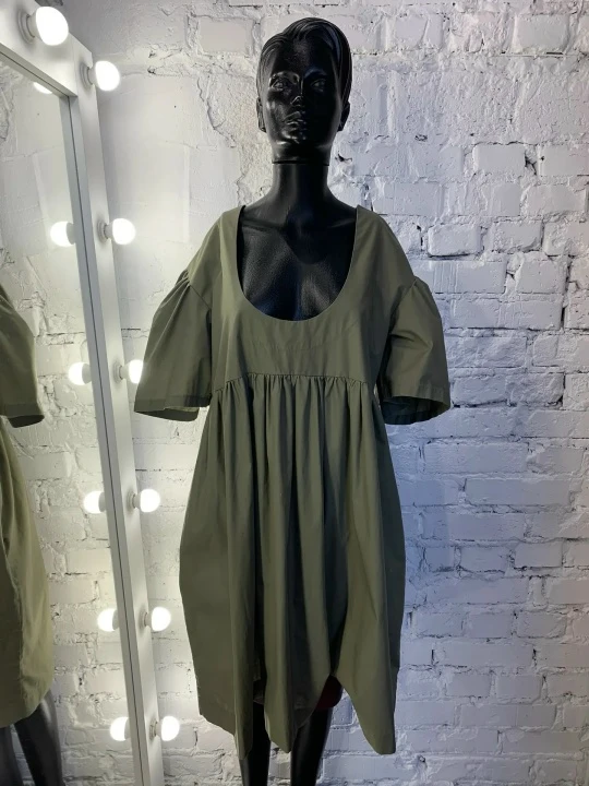 Платье зеленое soyka 52-54 1299