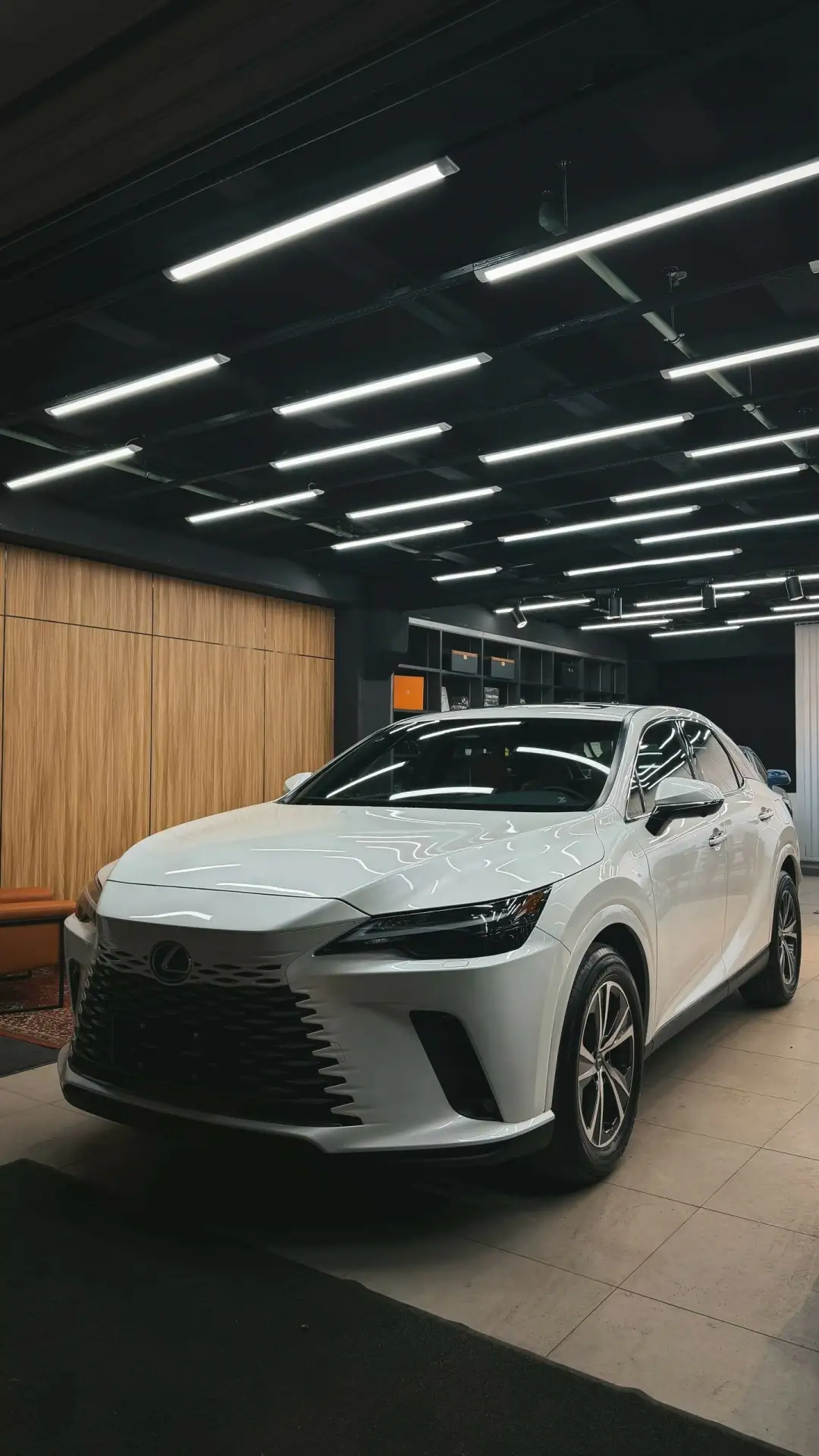 Выдали клиенту новый Lexus RX300 в Москве🔥

Lexus RX уже много лет остаётся одним из самых популярн