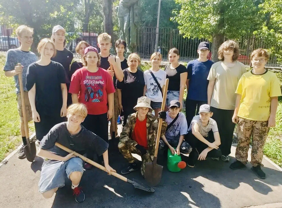 Любая работа по плечу

🌞В эпоху гаджетов и виртуальной реальности найти занятие, которое увлекает д
