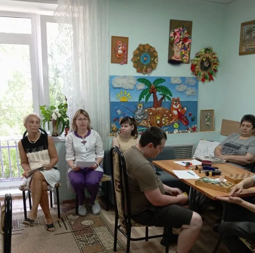 В отделении дневного пребывания прошла важная лекция на тему гипертонии. Это заболевание является од