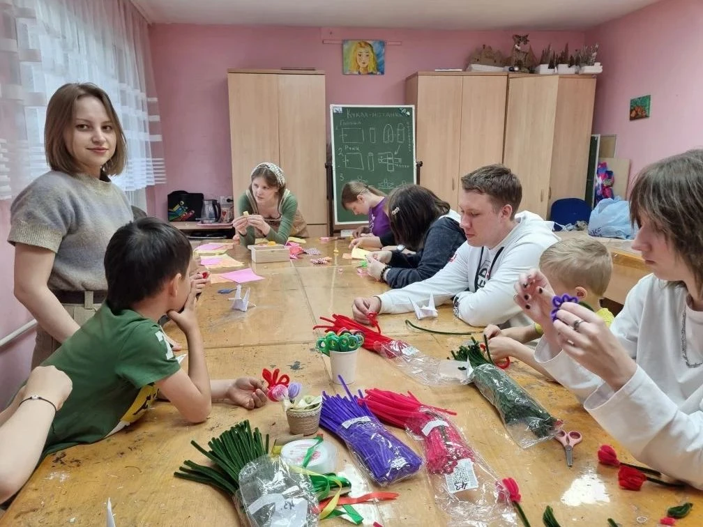 🌸 Творчество, которое объединяет: каникулы с пользой и душой! ✨ 

5 июня в Доме детского творчества