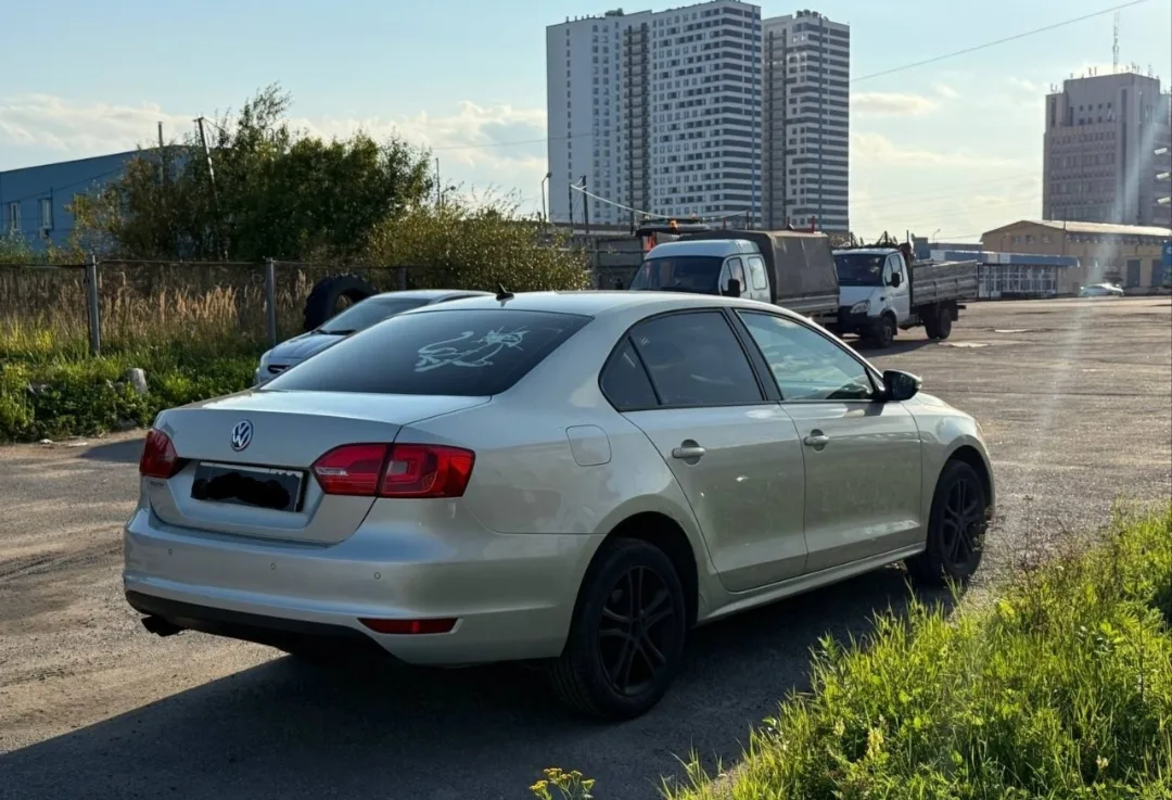 Разборка Джета 6.т.+79493272818.Запчасти от 300р.Териториально Ясиноватая.