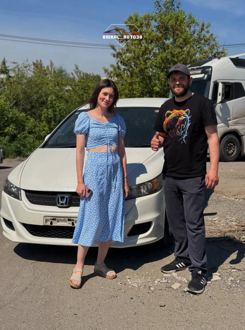 Вручили сегодня автомобили:

Nissan Qashqai https://t.me/baikal_avto38/6347 
Honda Stream https://t.