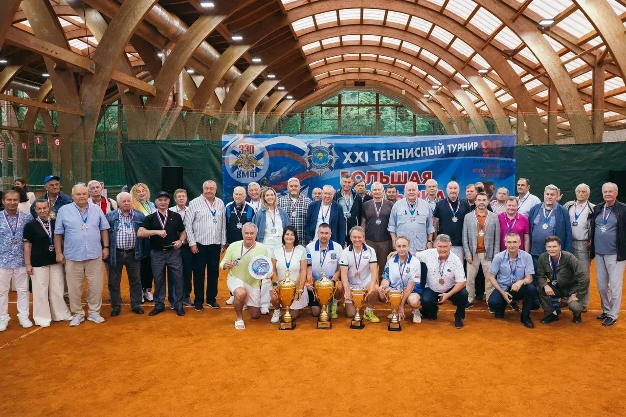 🎾 В эти выходные приняла участие в традиционном теннисном турнире «Большая бескозырка — 2026», кото