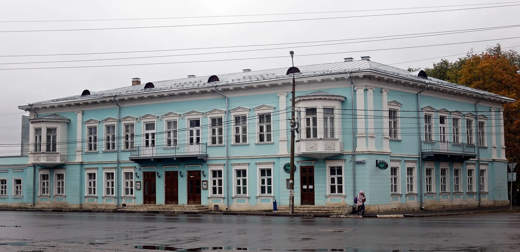 Гостиница Пожарских и котлеты

Одна из самых известных и популярных когда-то гостиниц на пути Москва
