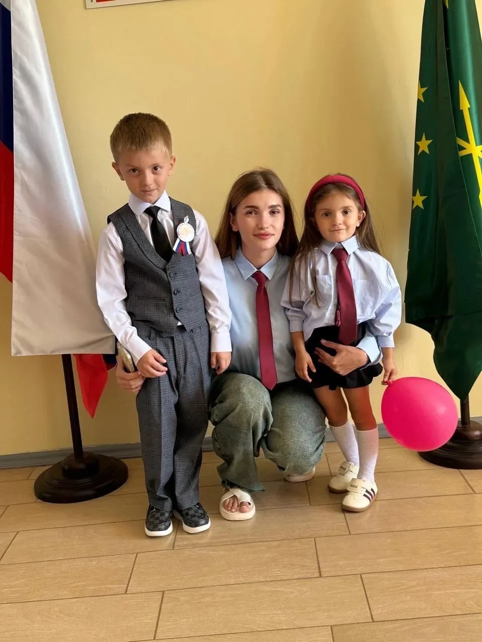 День семьи, любви и верности!

Сегодня мы отмечаем один из самых  добрых праздников - День семьи, лю