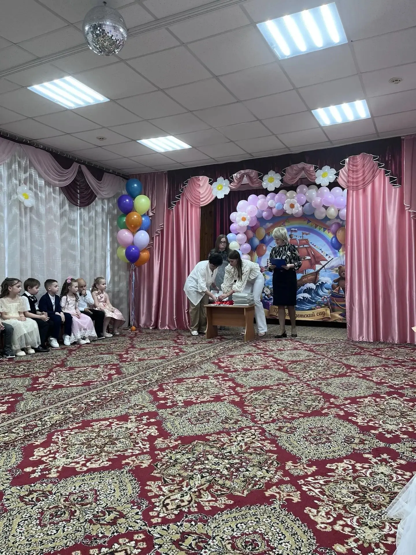 🎉29 мая в нашем детском саду царила атмосфера волшебства и радости! Мы провожали в большую жизнь на