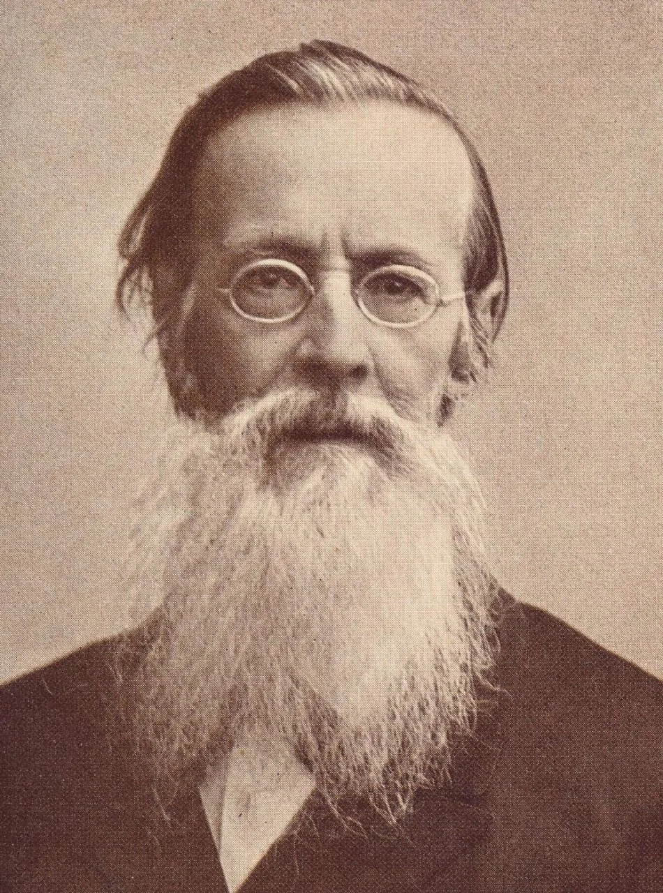 4 июня родился Аполлон Николаевич Майков (1821-1897), поэт, переводчик

«Чистое искусство» являлось 
