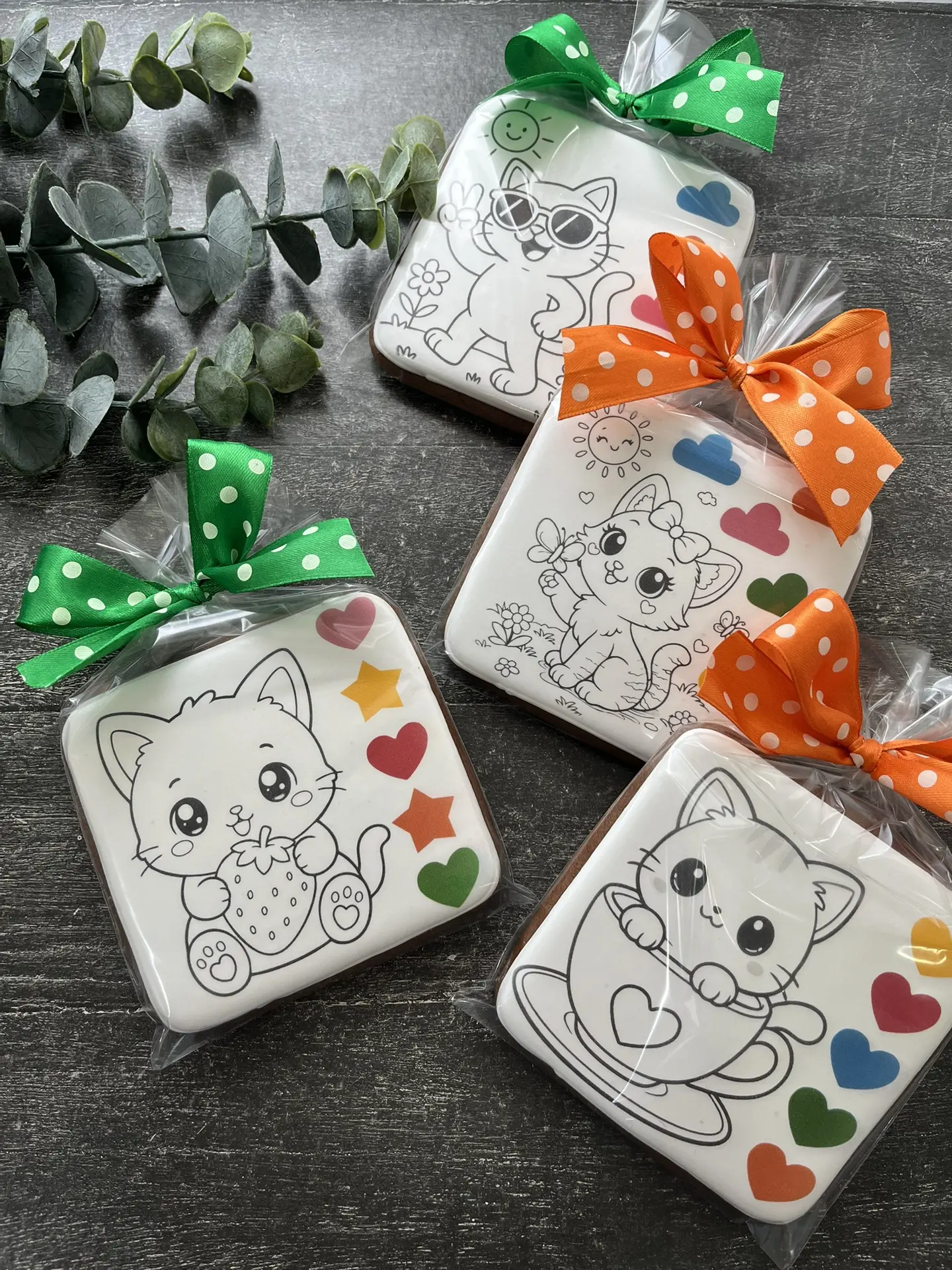 Пряничные детские раскраски 😃

Мы с дочкой не удержались и тоже раскрасили по такому пряничку. Очен