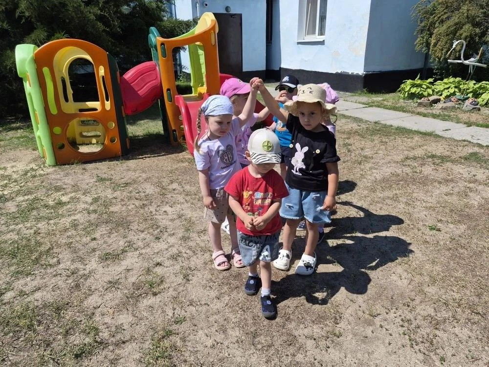 9 июня - День друзей — это когда рядом те, с кем хорошо просто так
Сегодня в детском саду говорили о
