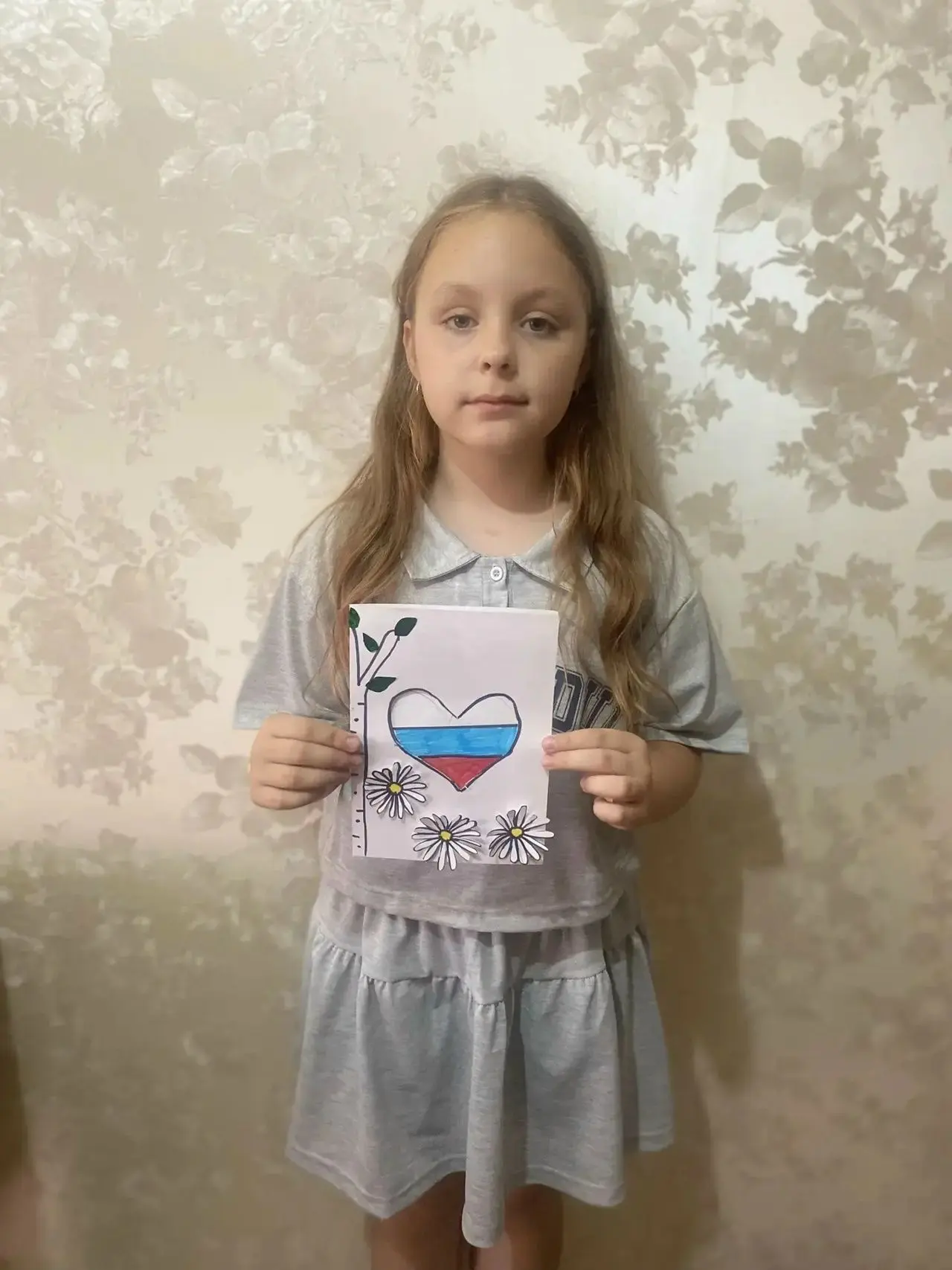 Поделки ко Дню России от наших юных декораторов! 
К 12 июня ребята из объединения «Юный декоратор» с