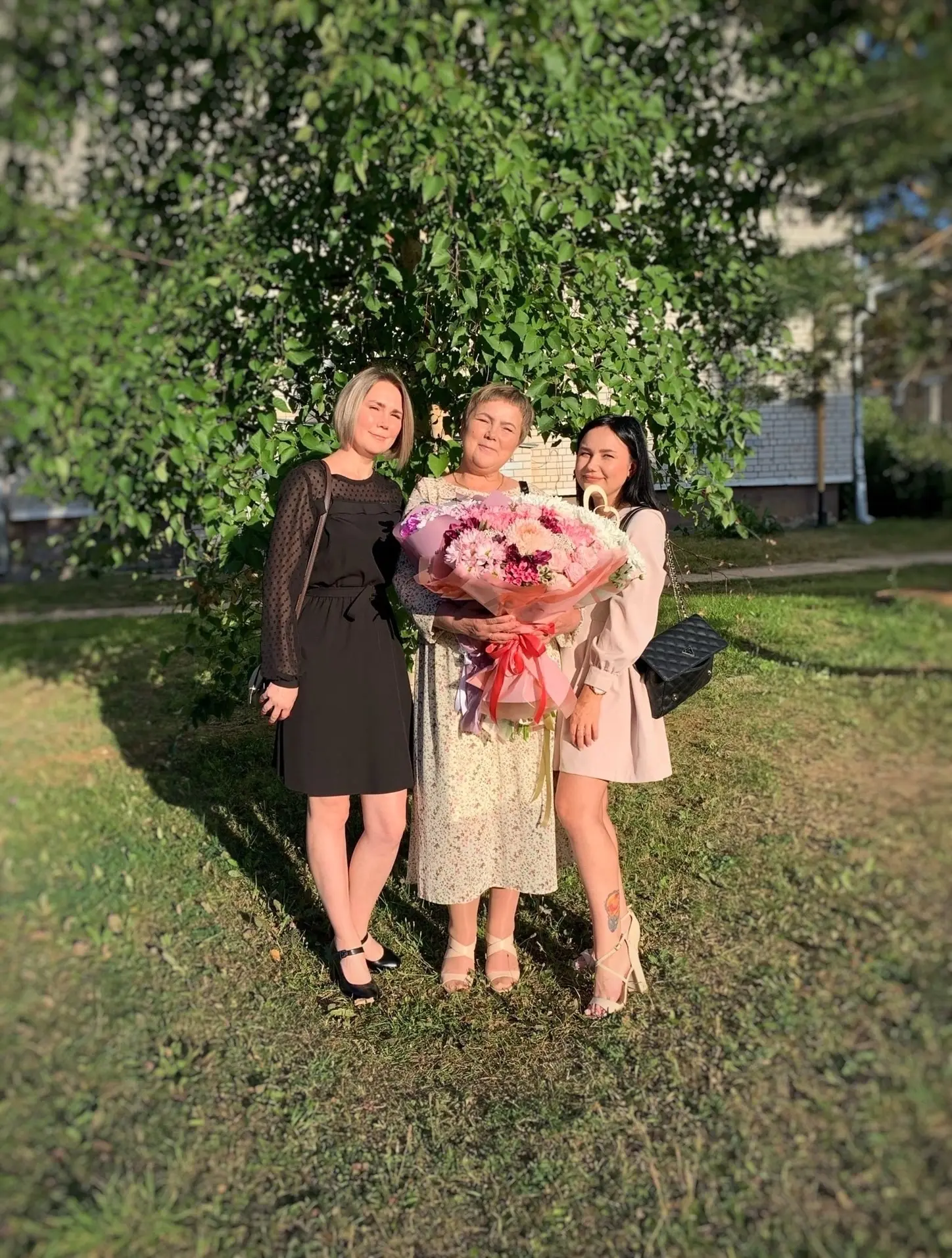 8 марта уже на носу! И так хочется сделать своим самым родным женщинам приятно. Следуя инструкции ни