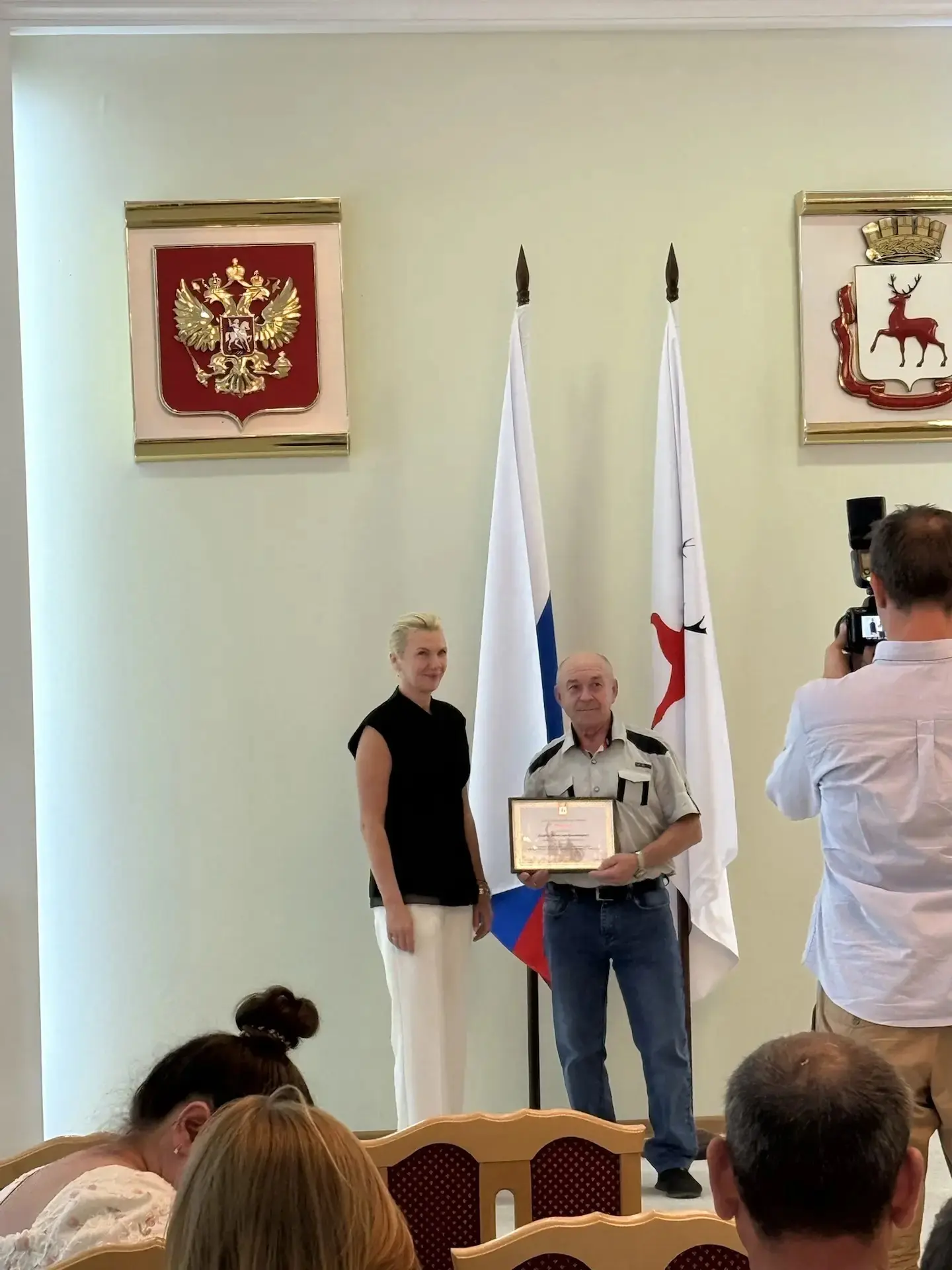 Сегодня прошло торжественное награждение в Кремле победителей конкурса  " Лучший дворник" . Мы горди