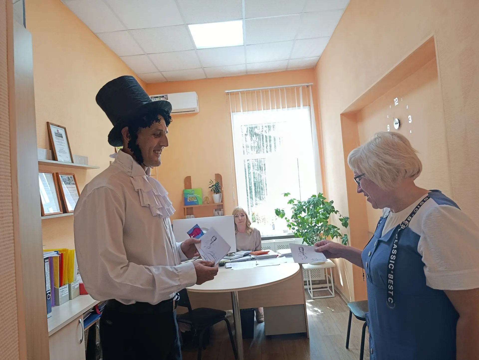 Пушкин в тренде!
В преддверии Пушкинского дня специалисты Кормиловской модельной библиотеки доказали