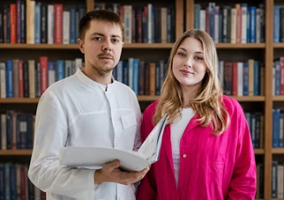 Аспиранты НИИКЭЛ сдали первый кандидатский экзамен

В Научно-исследовательском институте клинической