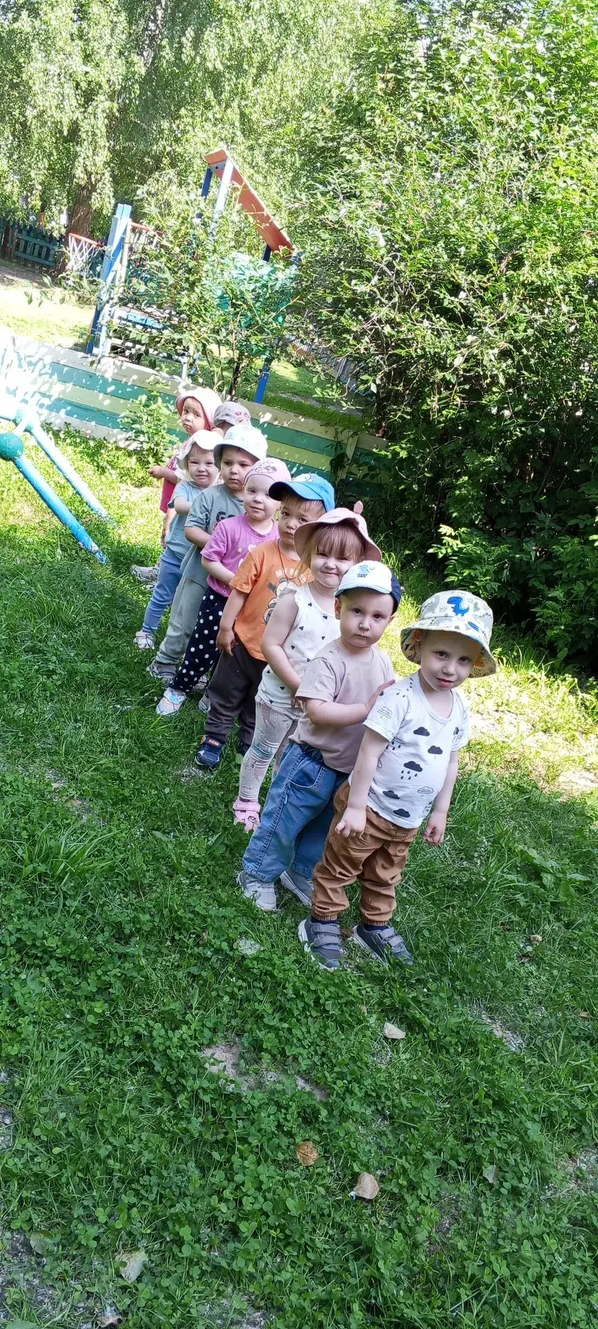 Сегодня в первой группе (воспитатель Нина Владимировна Апляева) прошло спортивное развлечение «Мы сп