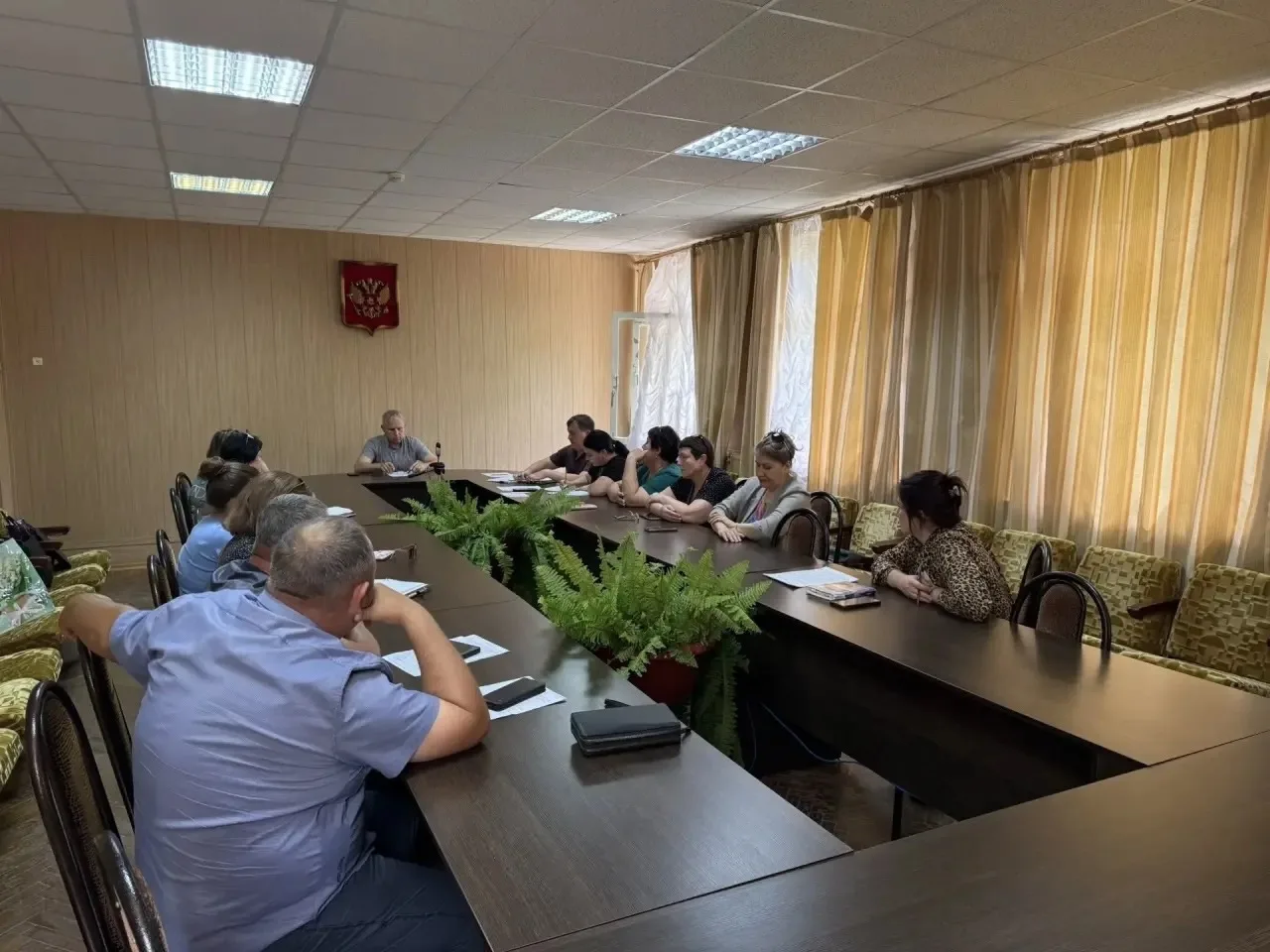 Под руководством главы Лиманского округа Константина Черникова состоялось рабочее совещание, посвящё