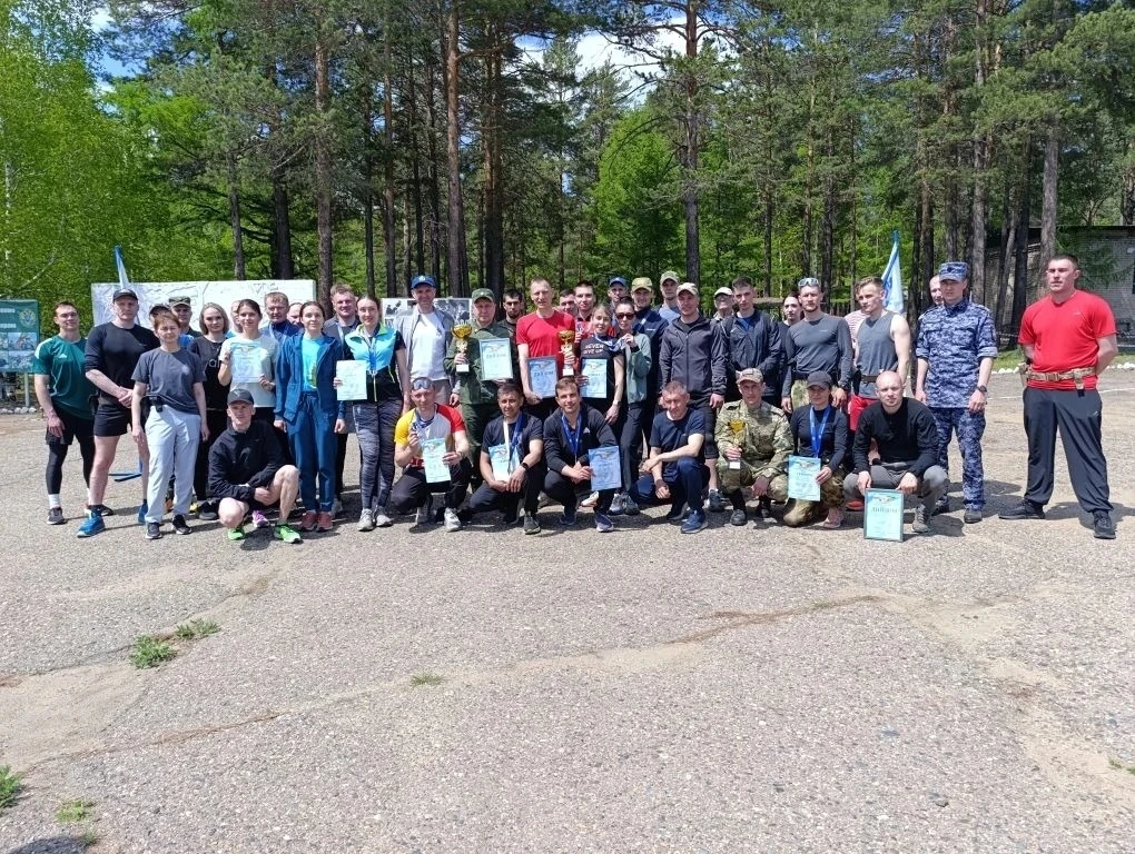 💪 Динамично и метко: в Забайкалье прошли соревнования по служебному двоеборью!

📍На базе полевого 