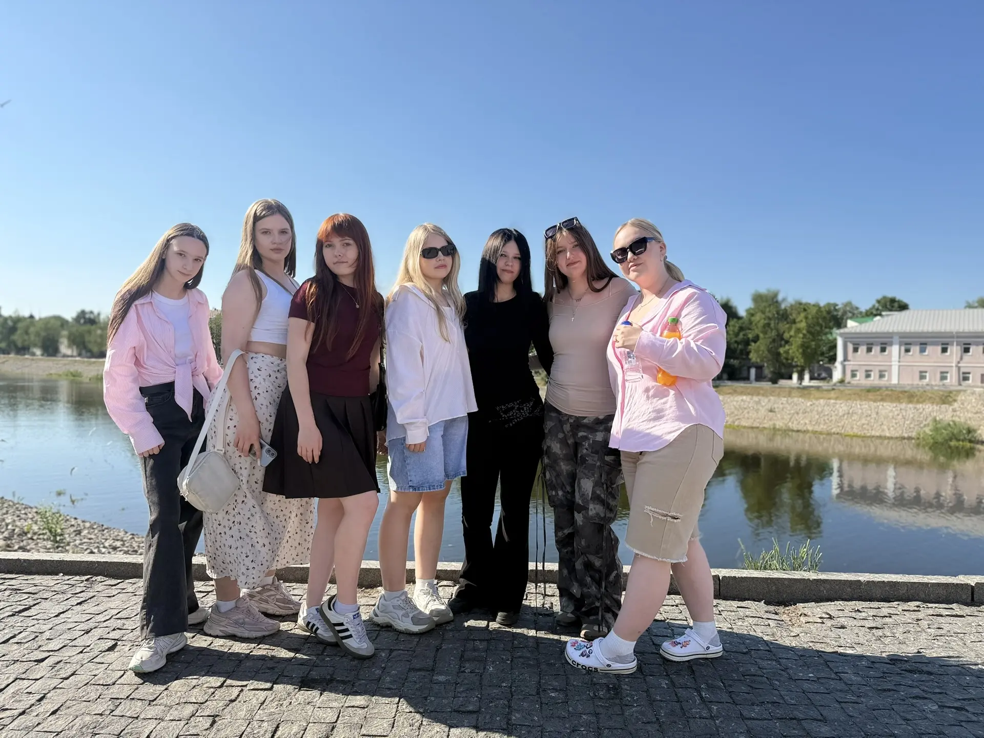 ✨ Путешествие, которое запомнится надолго! ✨

Сегодня активисты нашей школы отправились в поощритель
