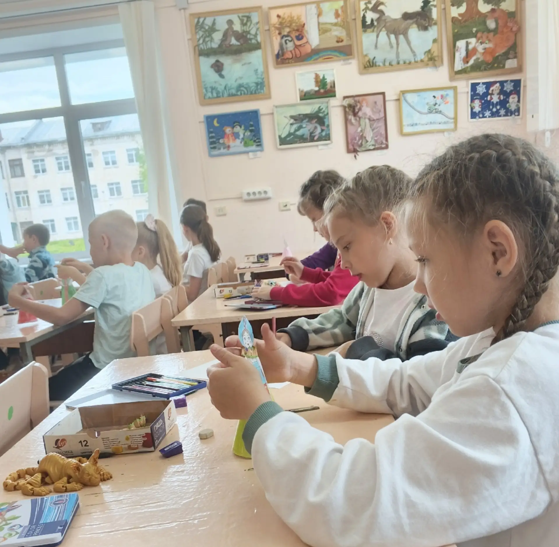 🎉Вот и настал день, когда можно громко воскликнуть: «Ура, каникулы!» 

А так как первый день школьн