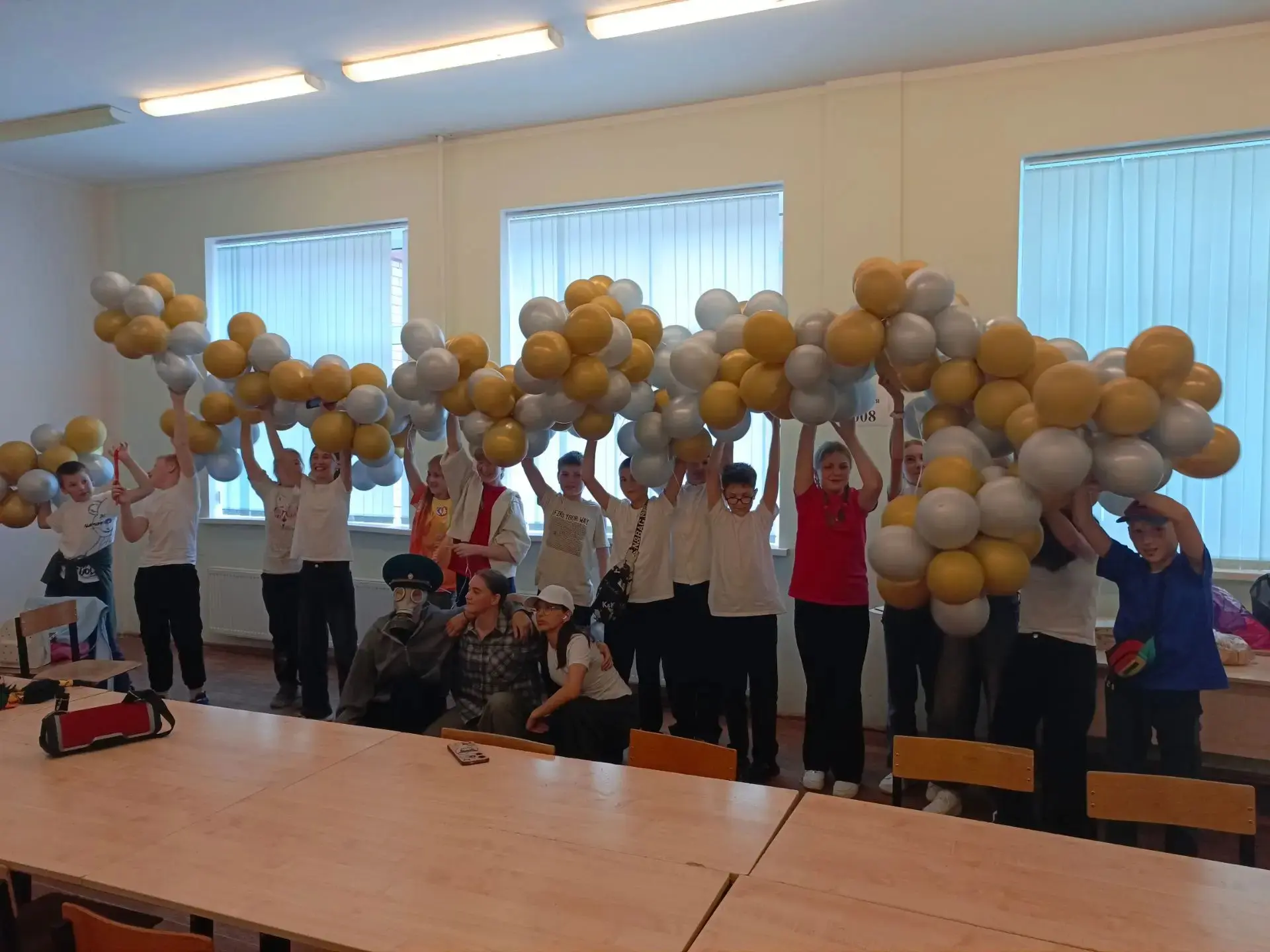 ‎19 июня в Кадетском пришкольном лагере прошло закрытие 1-й летней Смены!🇷🇺
‎
‎Каждый из отрядов н