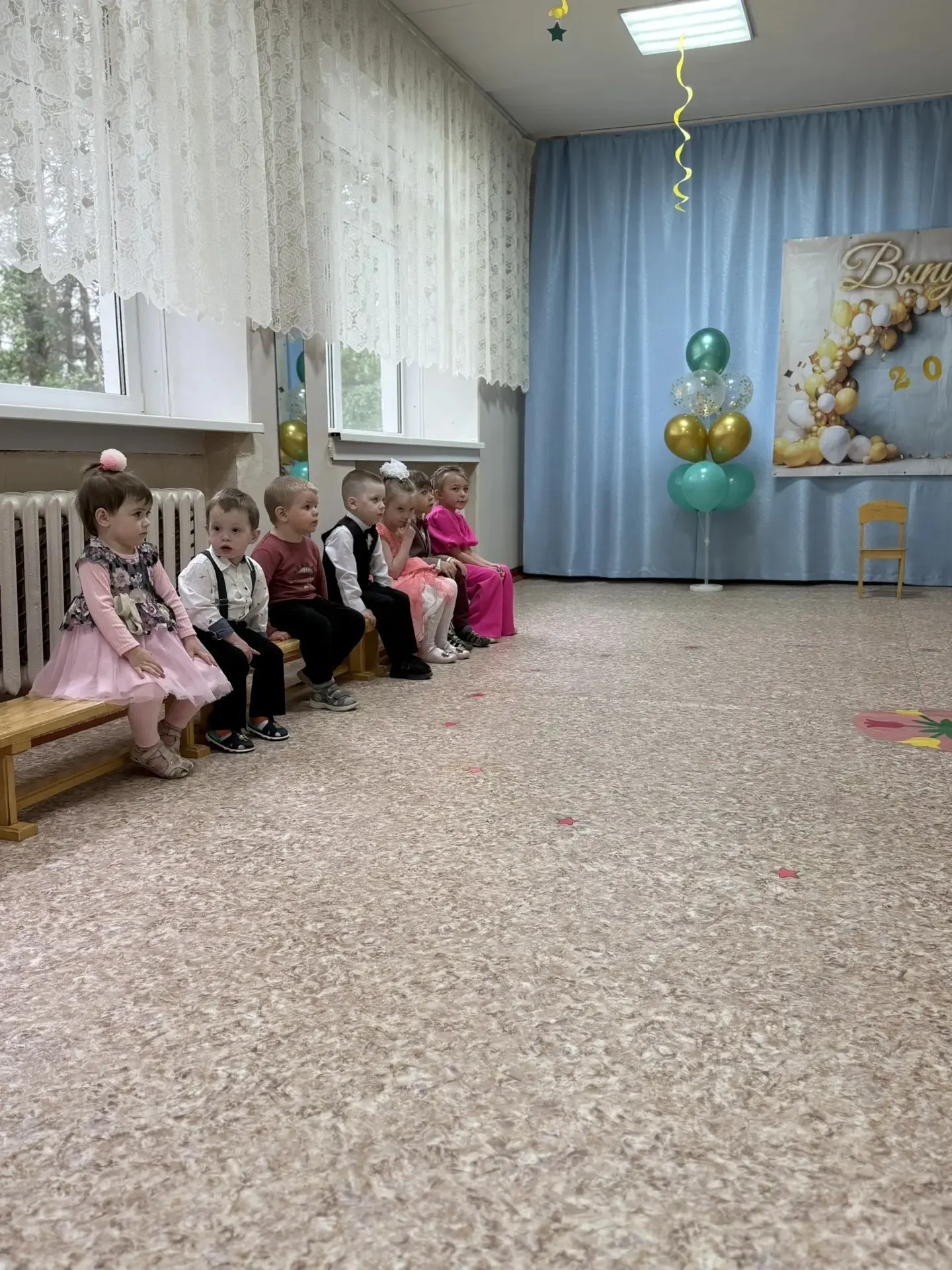 В ДОБРЫЙ ПУТЬ, НАШИ ЯРКИЕ ЗВЁЗДОЧКИ!✨
Яркое, трогательное, незабываемое событие - выпускной из детск