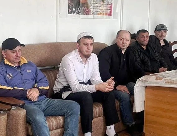 В Центре соцобслуживания населения Дахадаевского района по инициативе представителя отдела просвещен