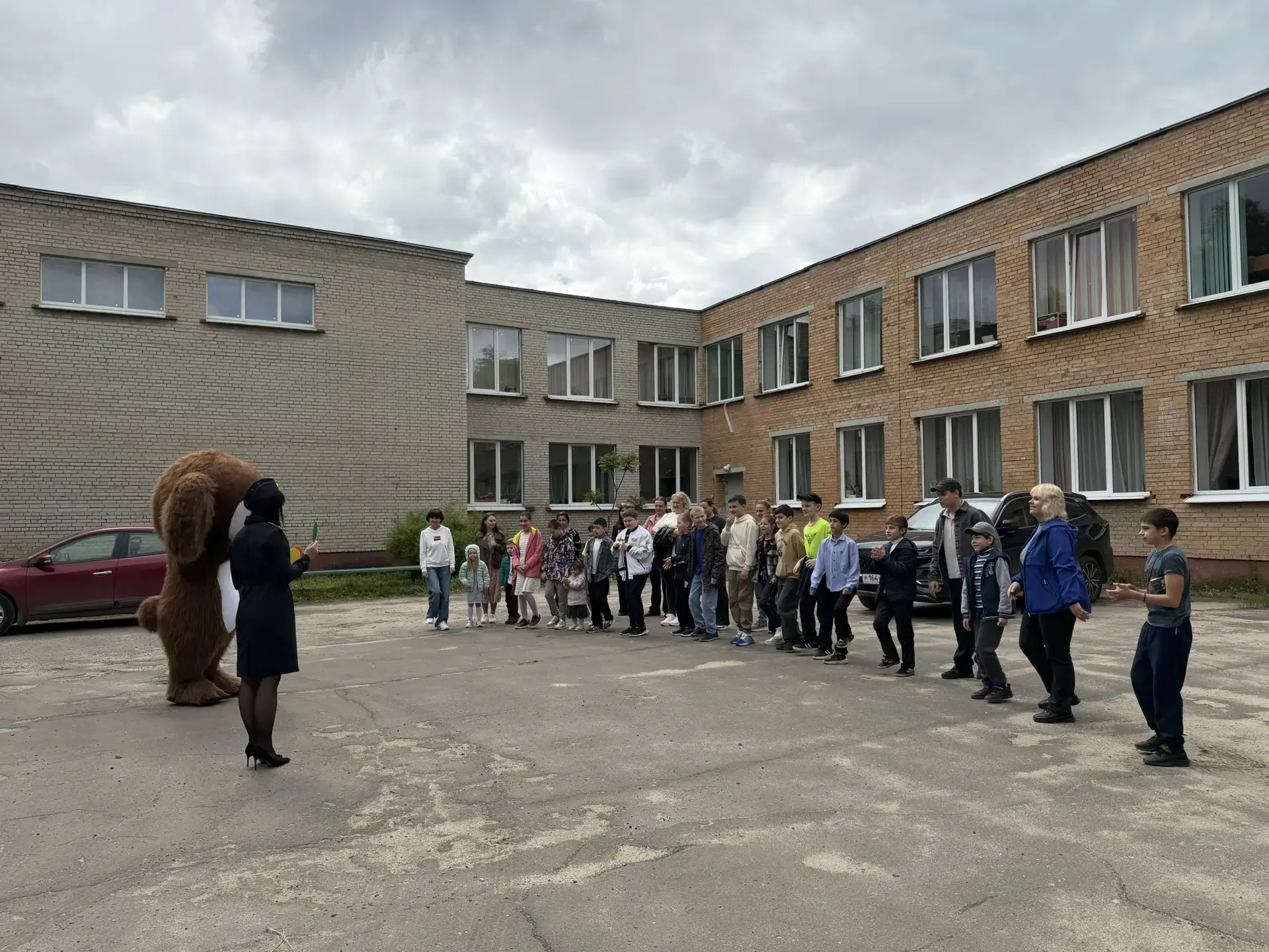 В честь Международного дня защиты детей внашей школе состоялось профилактическое мероприятие по безо