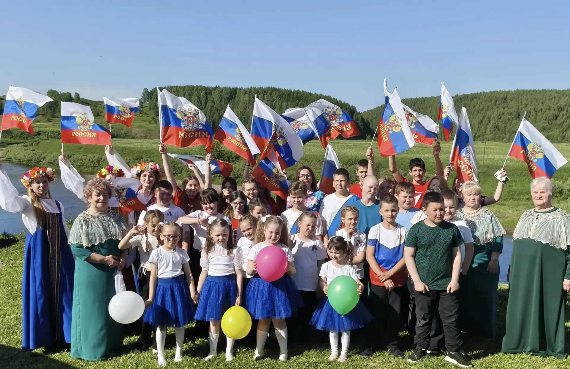 🇸🇮Сегодня участники Движения Первых приняли участие в концертной программе  « Россия, Родина моя» 