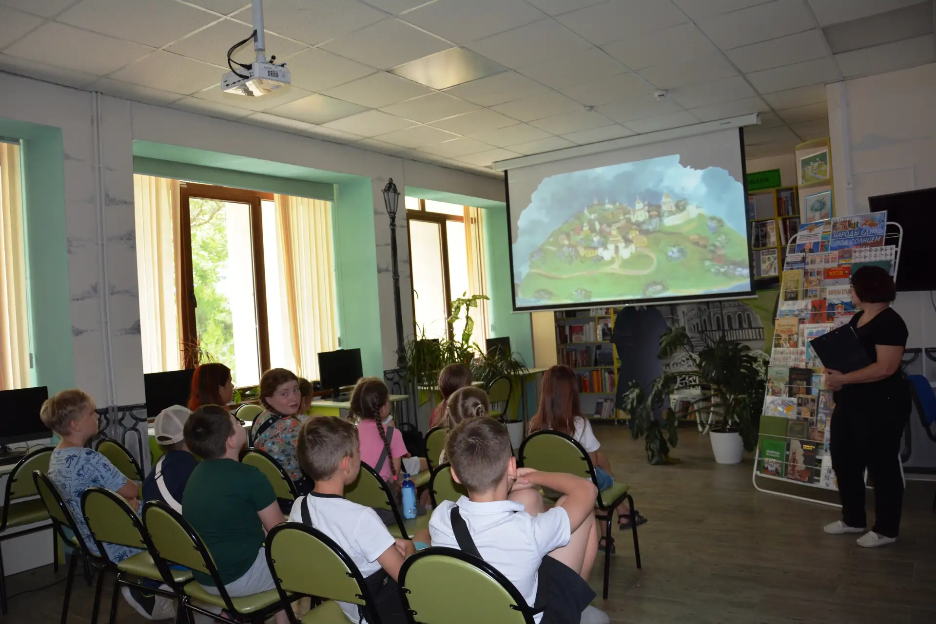 #День_России #мероприятия #государственные_символы #история #народы_России #кухня_народов_России #на
