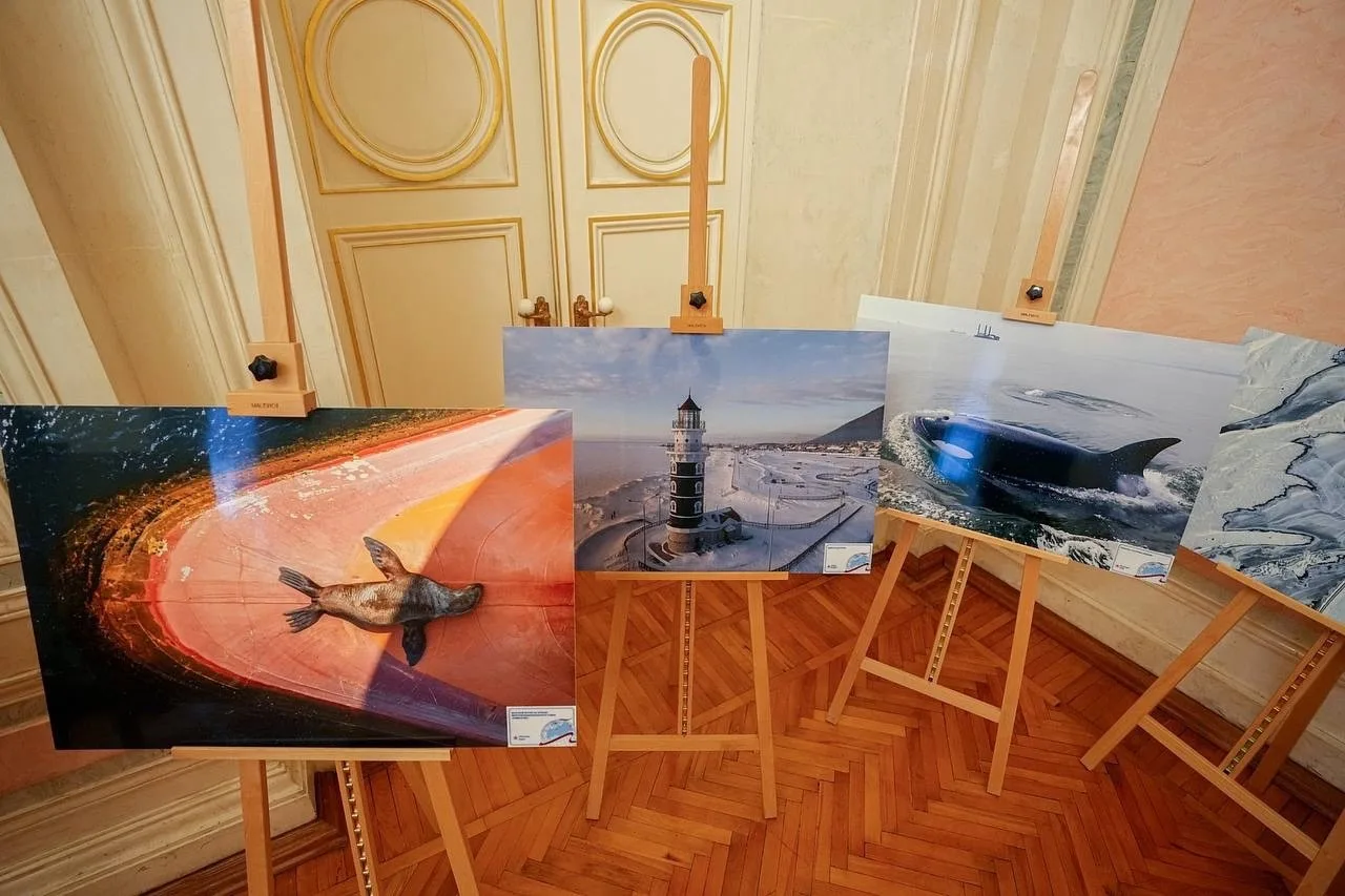 📸 Хроники российских глубин в сердце Петербурга

В Мариинском дворце открылась фотовыставка «Люди м