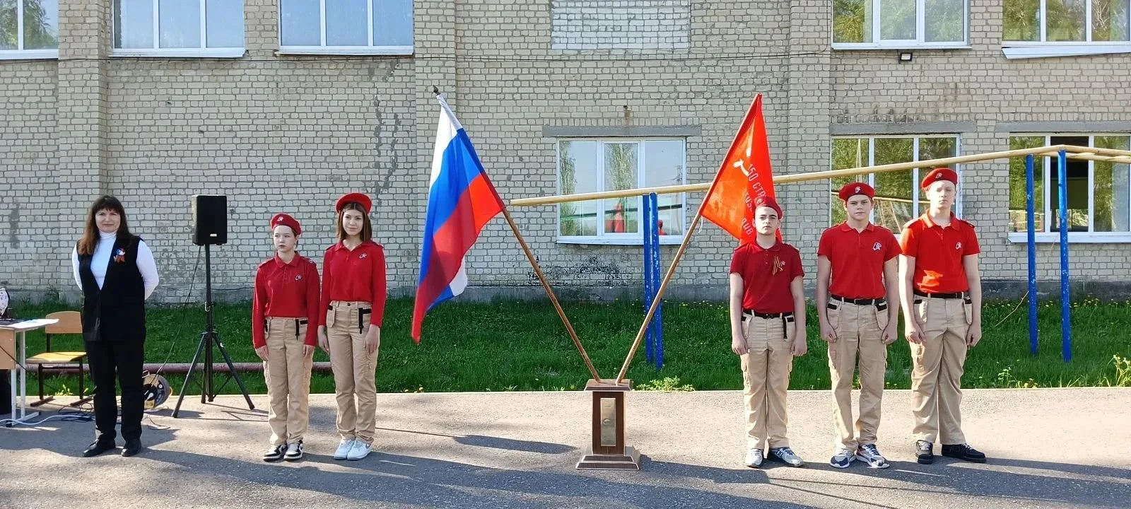 🪖 Юнармейцы 7 класса — пример для младших! 👏В нашей школе прошла очень важная и интересная встреча