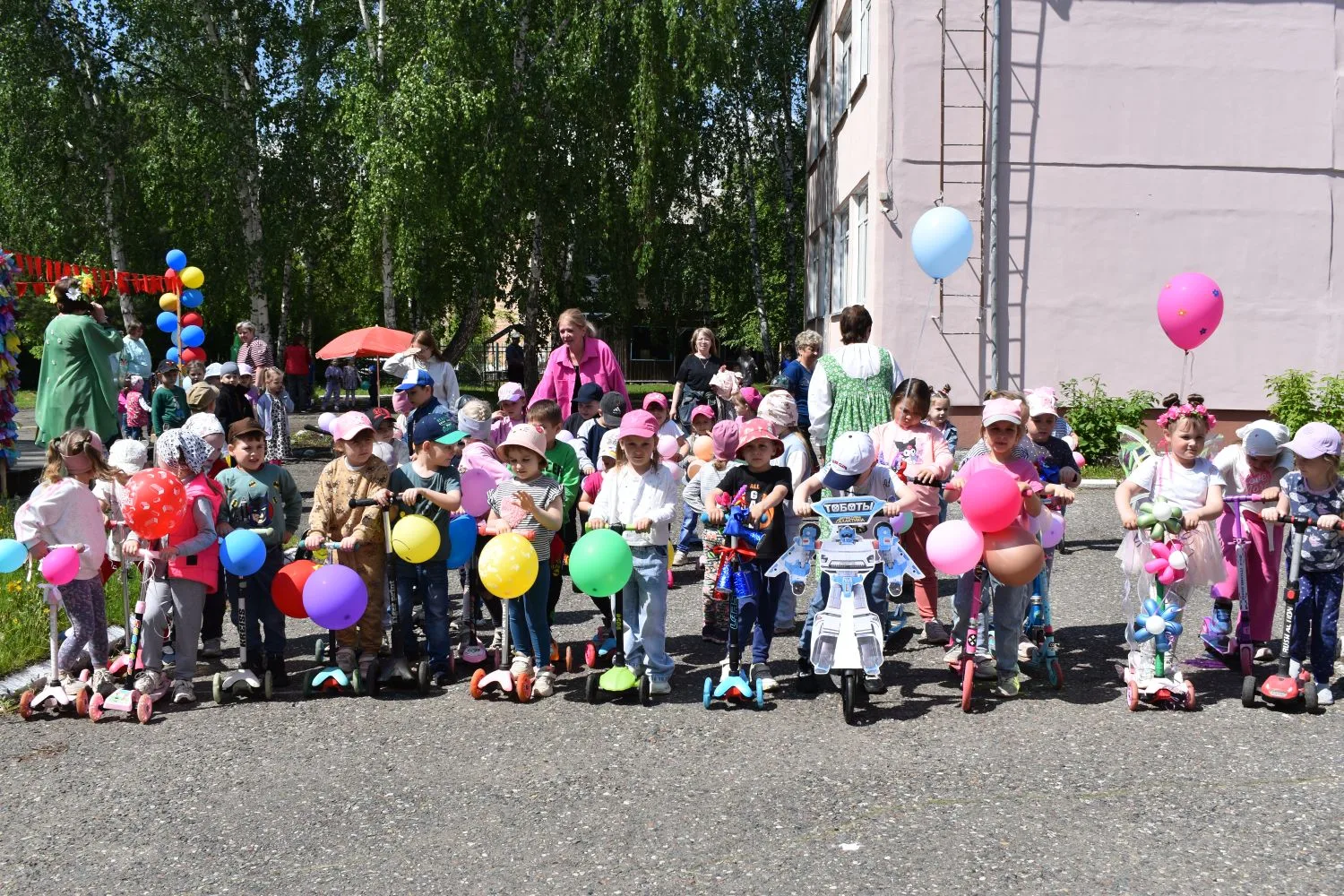 Встречаем ПЕРВЫЙ день долгожданного лета увлекательной квест-игрой😎🌞  🎉🎉🎉
Ох уж эта 'Скука зеле