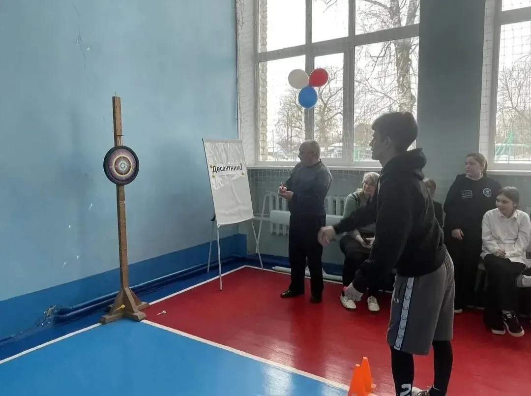 «А ну-ка, парни!»: в нашей школе прошёл праздник мужества и ловкости

В преддверии Дня защитника Оте