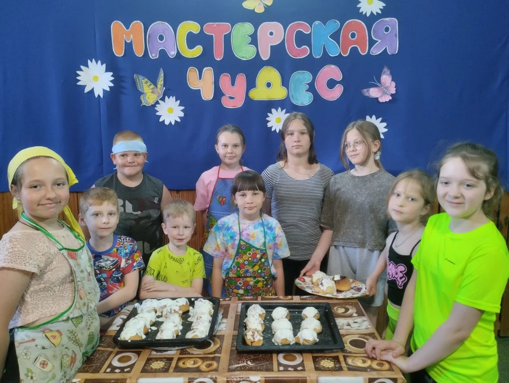 9 июня в Рябовском Доме культуры прошел увлекательный мастер-класс по приготовлению знаменитых булоч