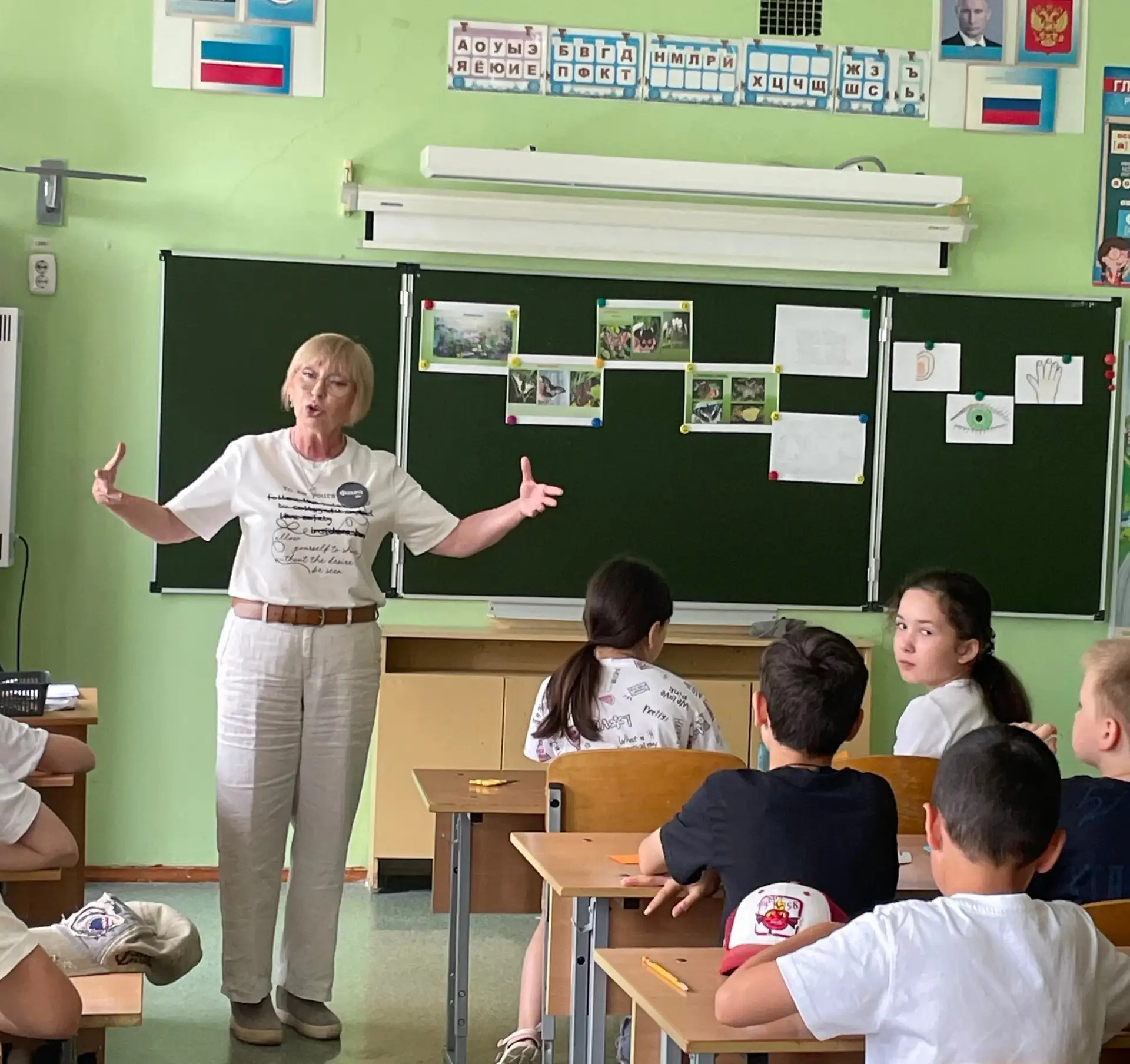 17 ИЮНЯ 2026🦋

Лето вступило в свои права и дети наполняются солнечным светом, витаминами и хорошим