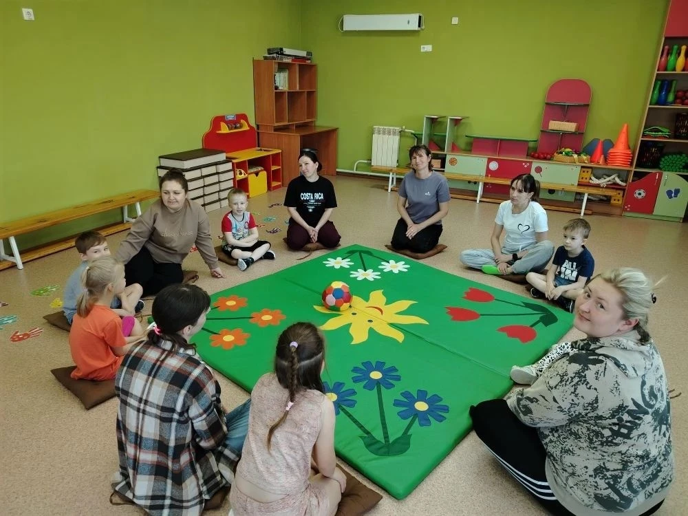 🧸«Школа без стресса»: вместе возможно всё
В корпусах «Радуга» и «Сказка» прошли мероприятия для буд