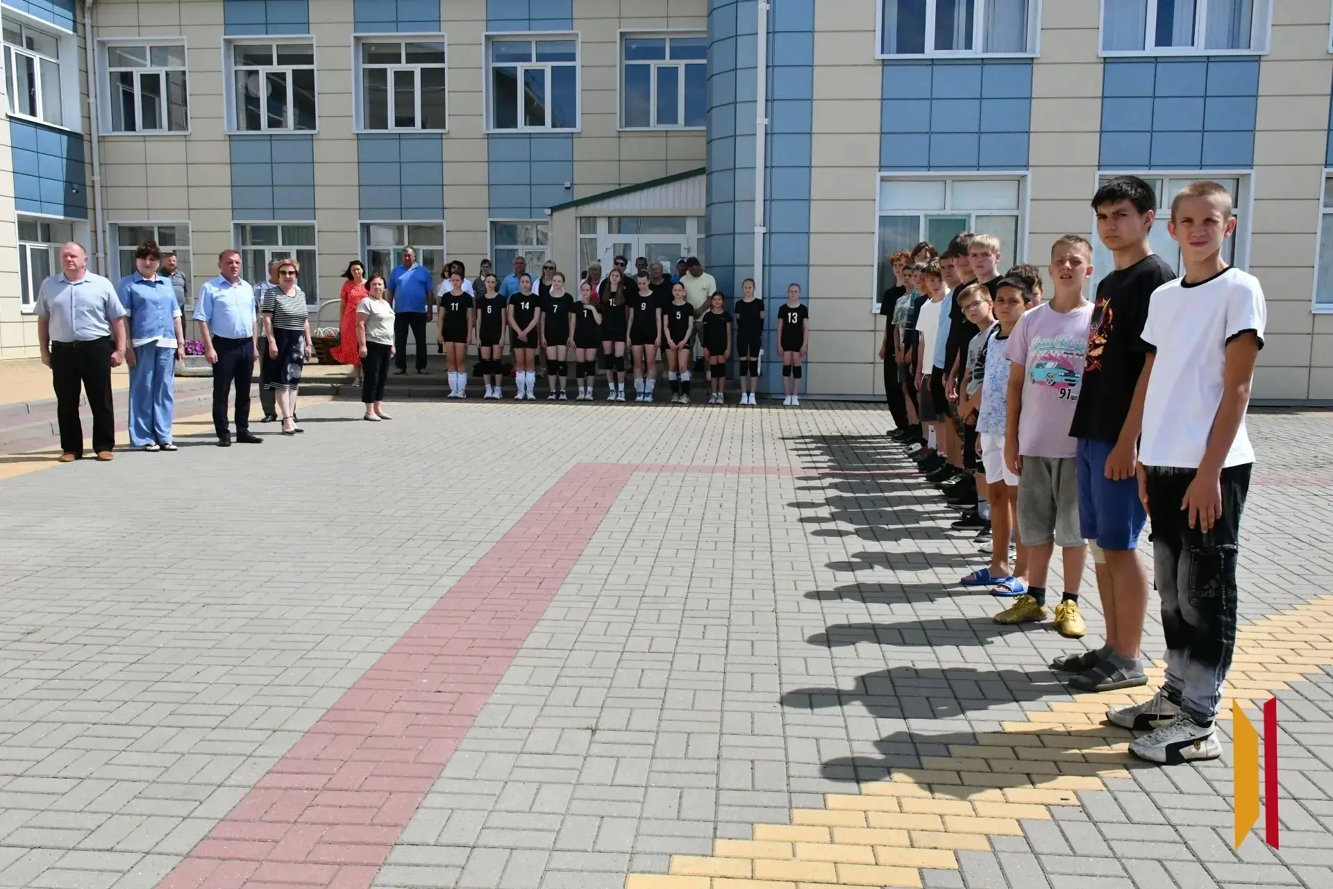 Сегодня, 19 июня, в палаточном лагере «Олимп» с. Лозовое  закрылась спортивно-оздоровительная смена.