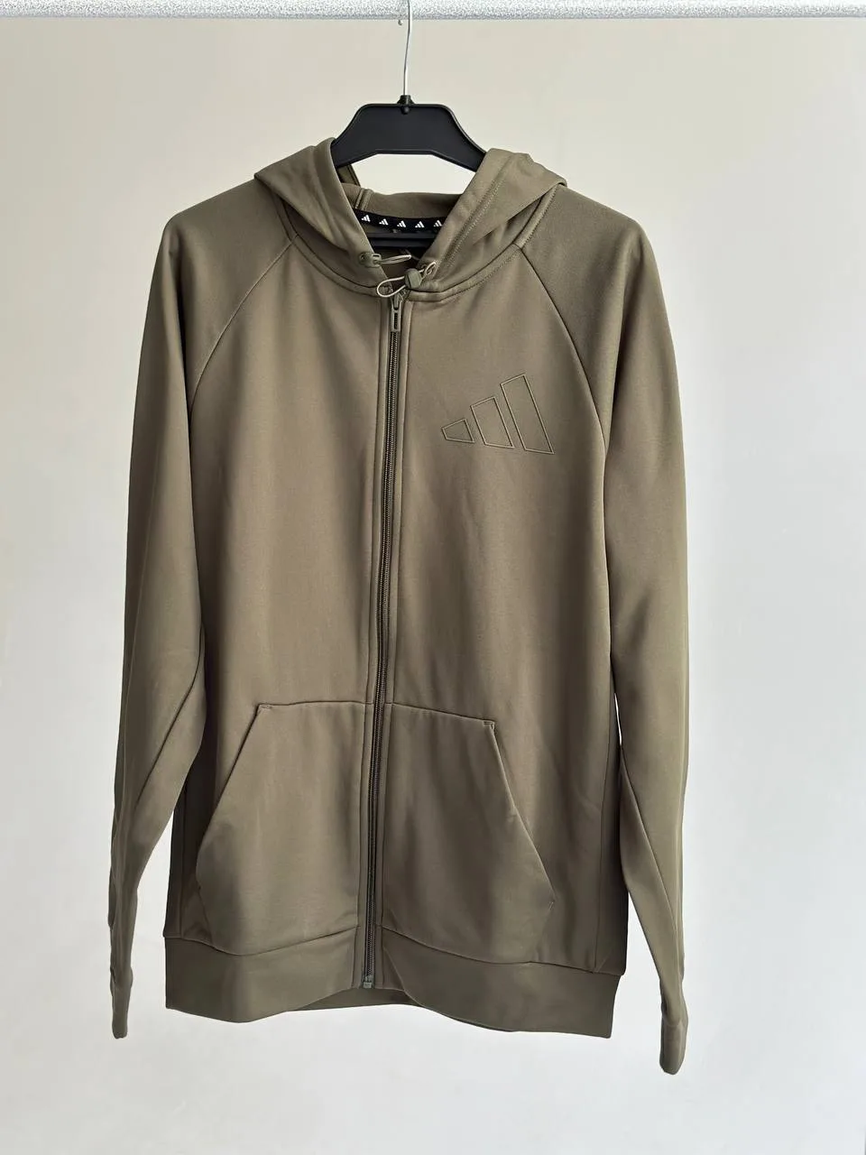 ADIDAS 🍃
aeroready

Кофта 
Size: S
         
🏷️3500₽

Со скидкой 2000₽🔥🔥🔥🔥

 ❤️ Оформить заказ