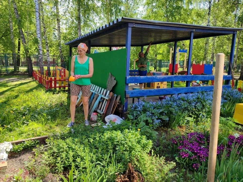 🎨 Наш любимый детский сад засияет новыми красками!

В нашем саду кипит работа — полным ходом идёт д