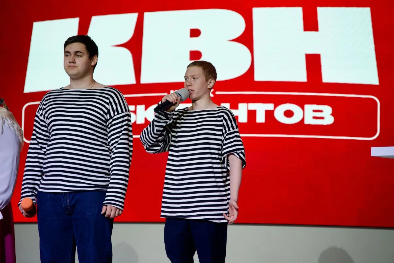 🔊В Губкине состоялся третий Кубок Дебютантов!

В Молодёжном центре «Россия» собрались 10 команд из 