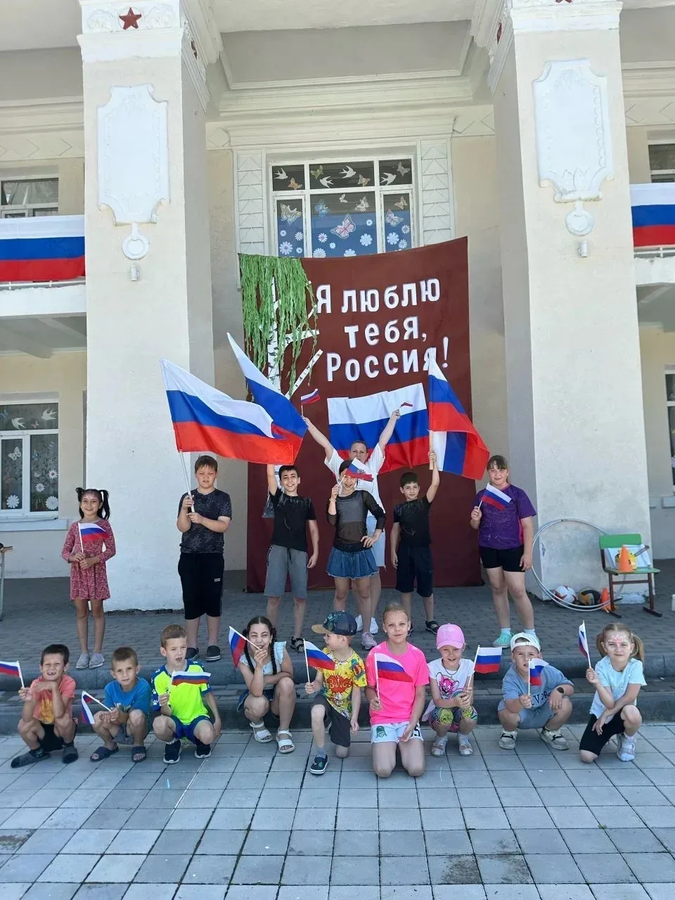 🇷🇺 День России в Рассветовском сельском поселении прошёл ярко, душевно и патриотично!

В преддвери